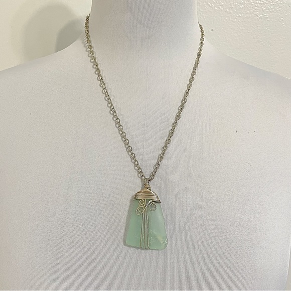 Jewelry - EUC - Seaglass Necklace from Barbados